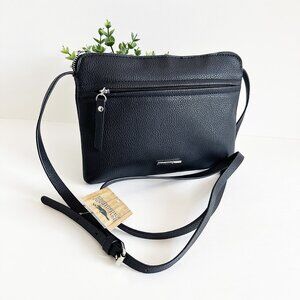 Roots - NWT - Black Crossbody bag